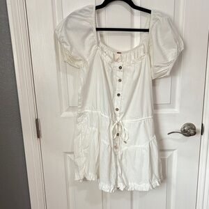 Free People white Button-Down/belted  cotton romper